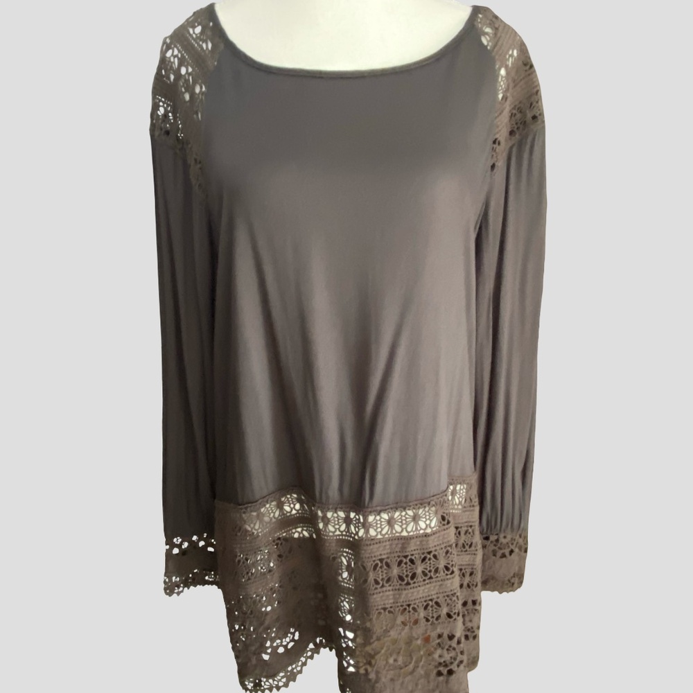 XCVI Dk. Green Floral Embroidery Oversized Fit Boho Tunic Top- Sz-S